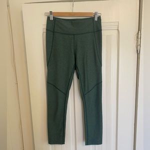 Outdoor Voices 3/4 Warmup Legging